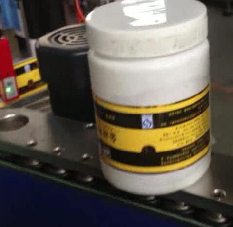 Runda flaskmärkningsmaskiner, tappnings- och märkningsmaskiner för bround sugerburk