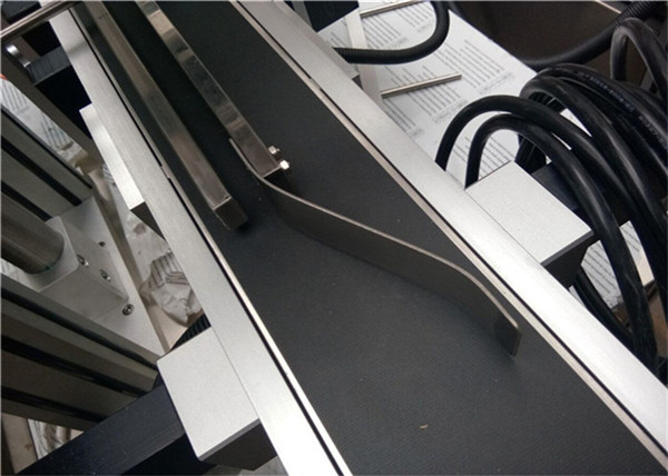 CE-märkningsmaskin för drycker / drycker / daglig kemikalie / medicin