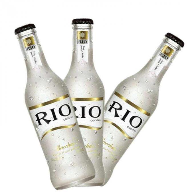 Självhäftande märkningsmaskin automatiserad etikettapplikator höghastighets tre etiketter