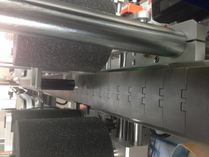 Ölflaskans etikettapplikator, automatisk märkningsmaskin 330 mm rulldiameter