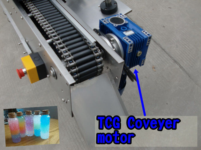 Kina SUS304 Economy Automatic 220V 2kw 50 / 60HZ 5 gallon cap konkurrenskraftig prisflaska märkning maskin leverantör