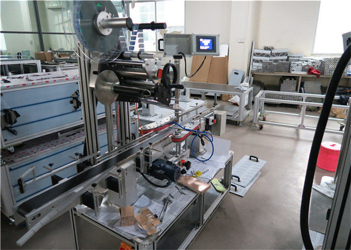 Kina 1-50m / min Speed Top Label Applicator-utrustning för plana ytor leverantör