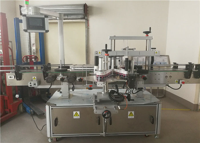 Kina 2 huvud främre och bakre dubbel sida klistermärke maskin för oval flaska leverantör
